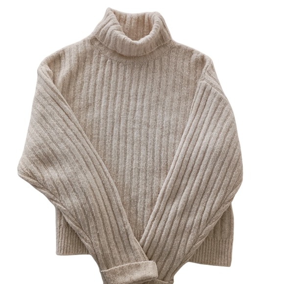 Zara Sweaters - Zara NWT Cream Ribbed Cropped Turtleneck Sweater Long Sleeve Minimalist S XS